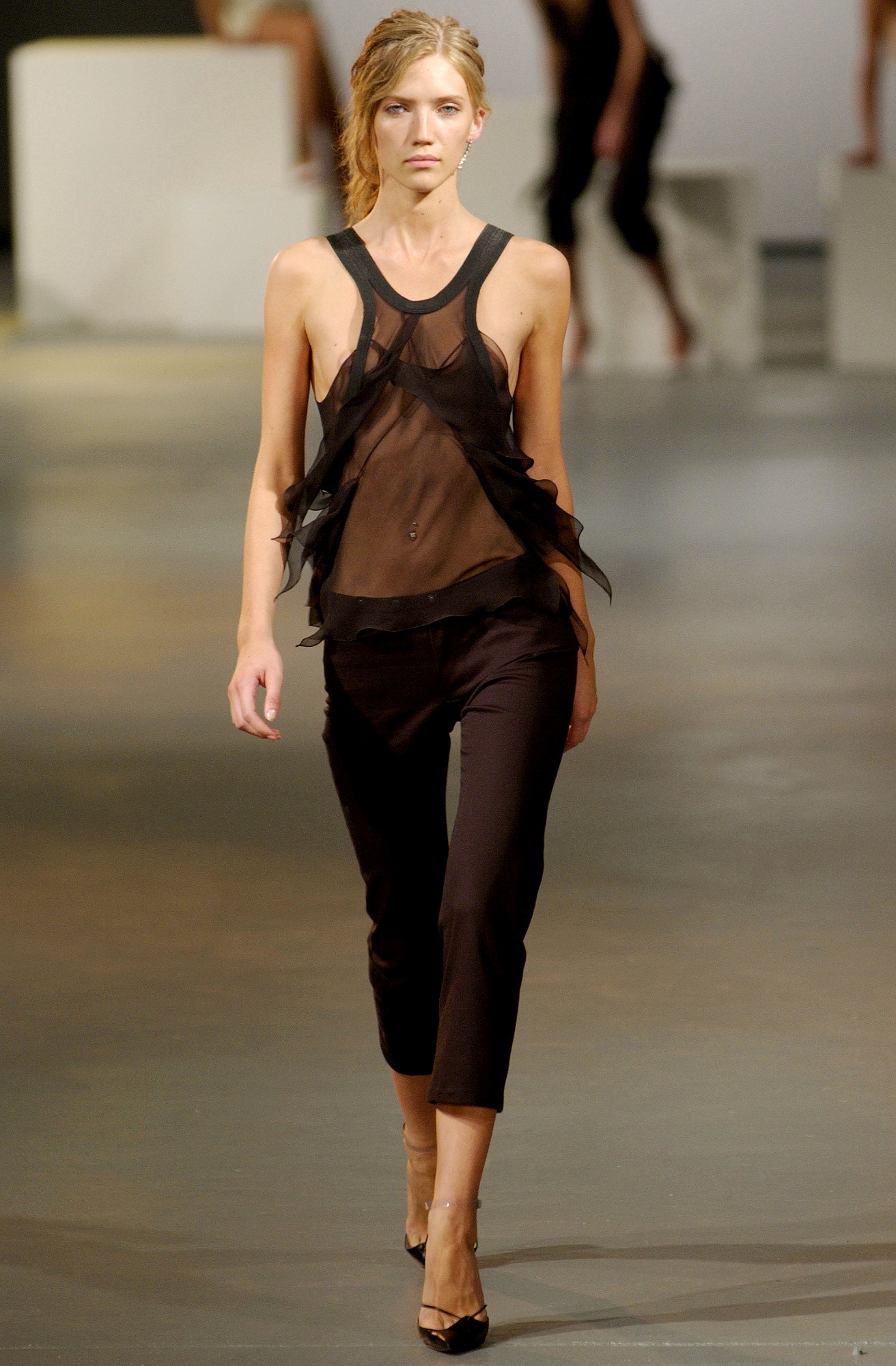 Roland Mouret S/S 03 Look 8