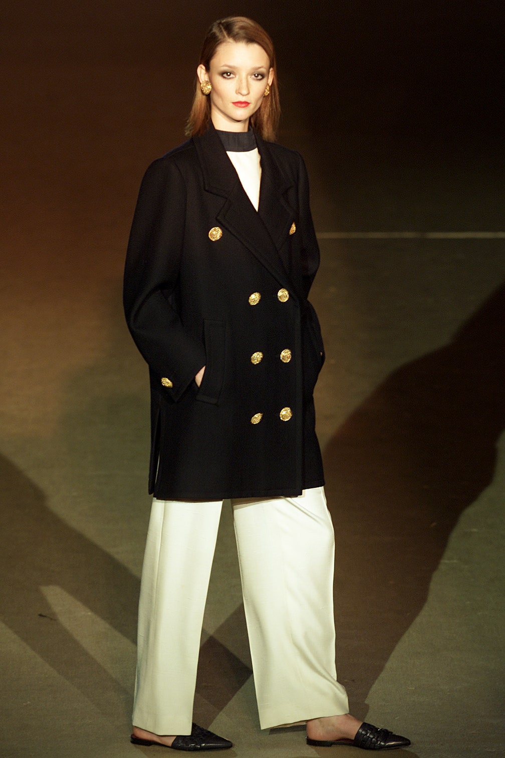 Saint Laurent S/S 02 Couture Look 1