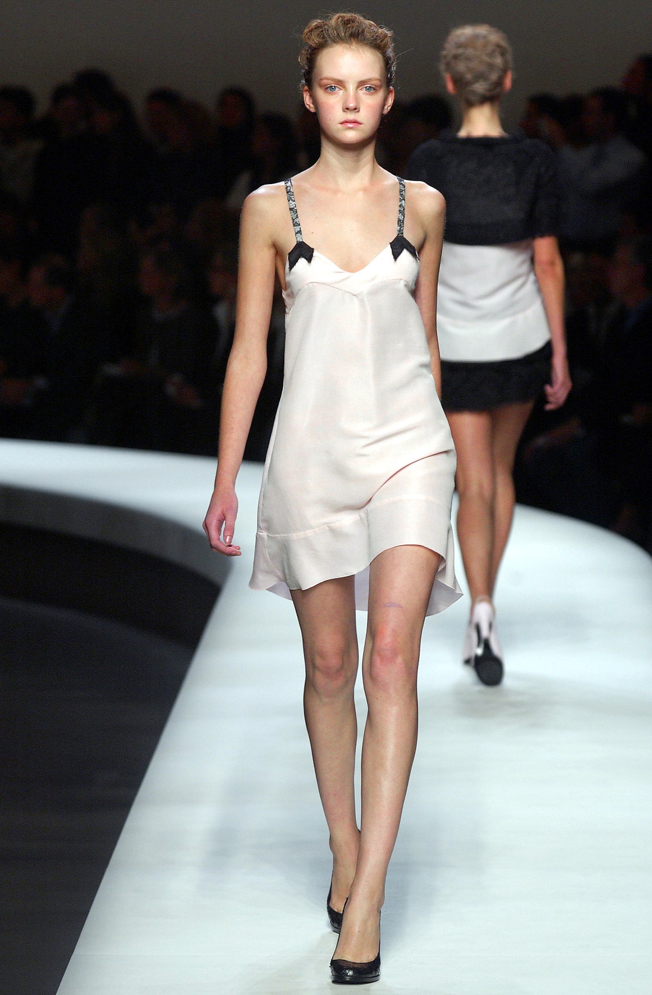 Rochas S/S 04 Look 19