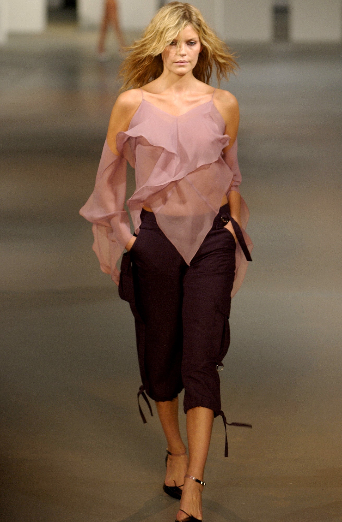 Roland Mouret S/S 03 Look 22