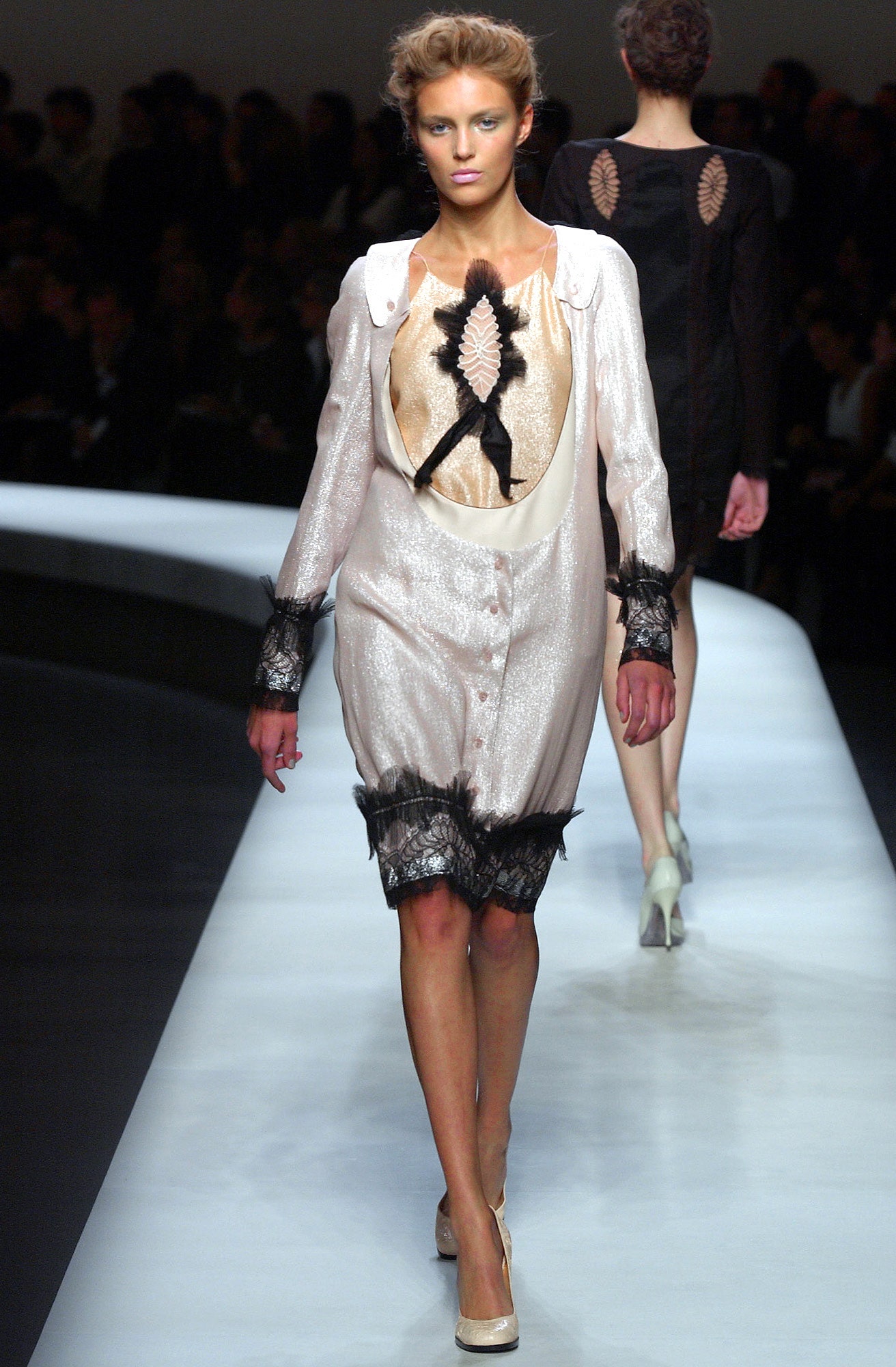 Rochas S/S 04 Look 25