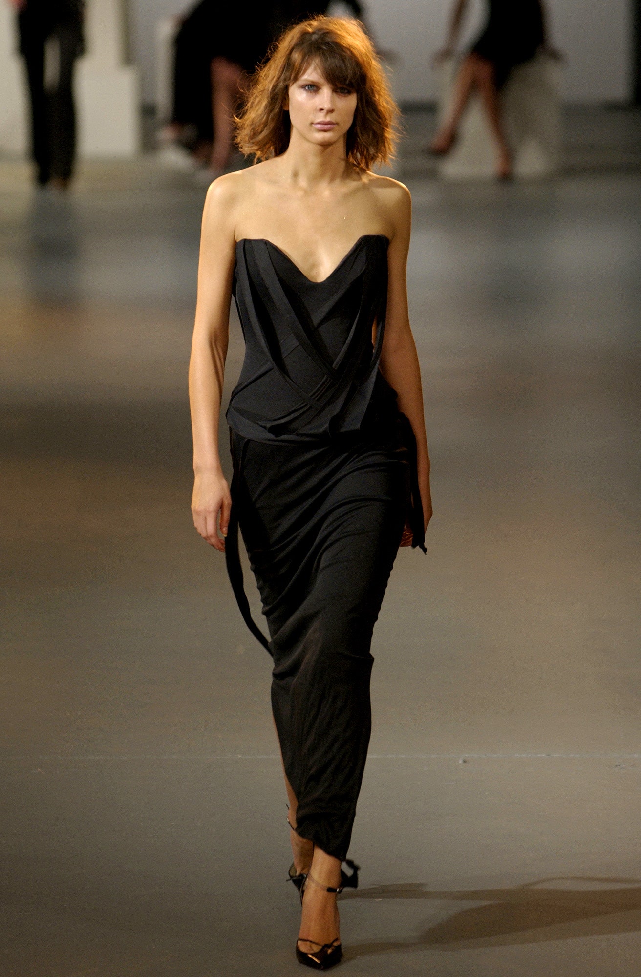 Roland Mouret S/S 03 Look 26