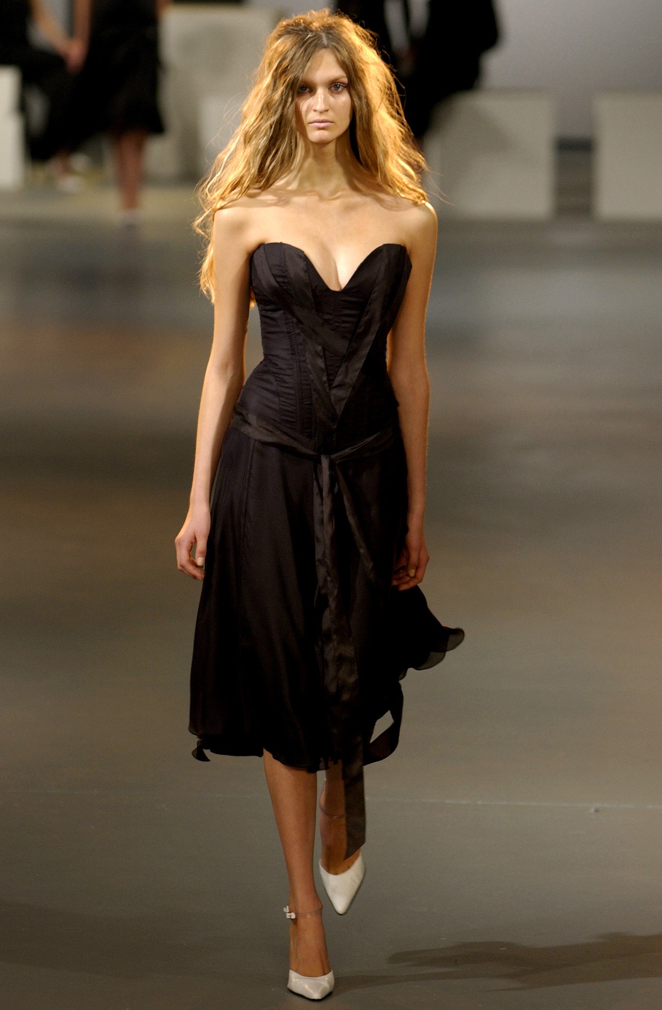 Roland Mouret S/S 03 Look 35