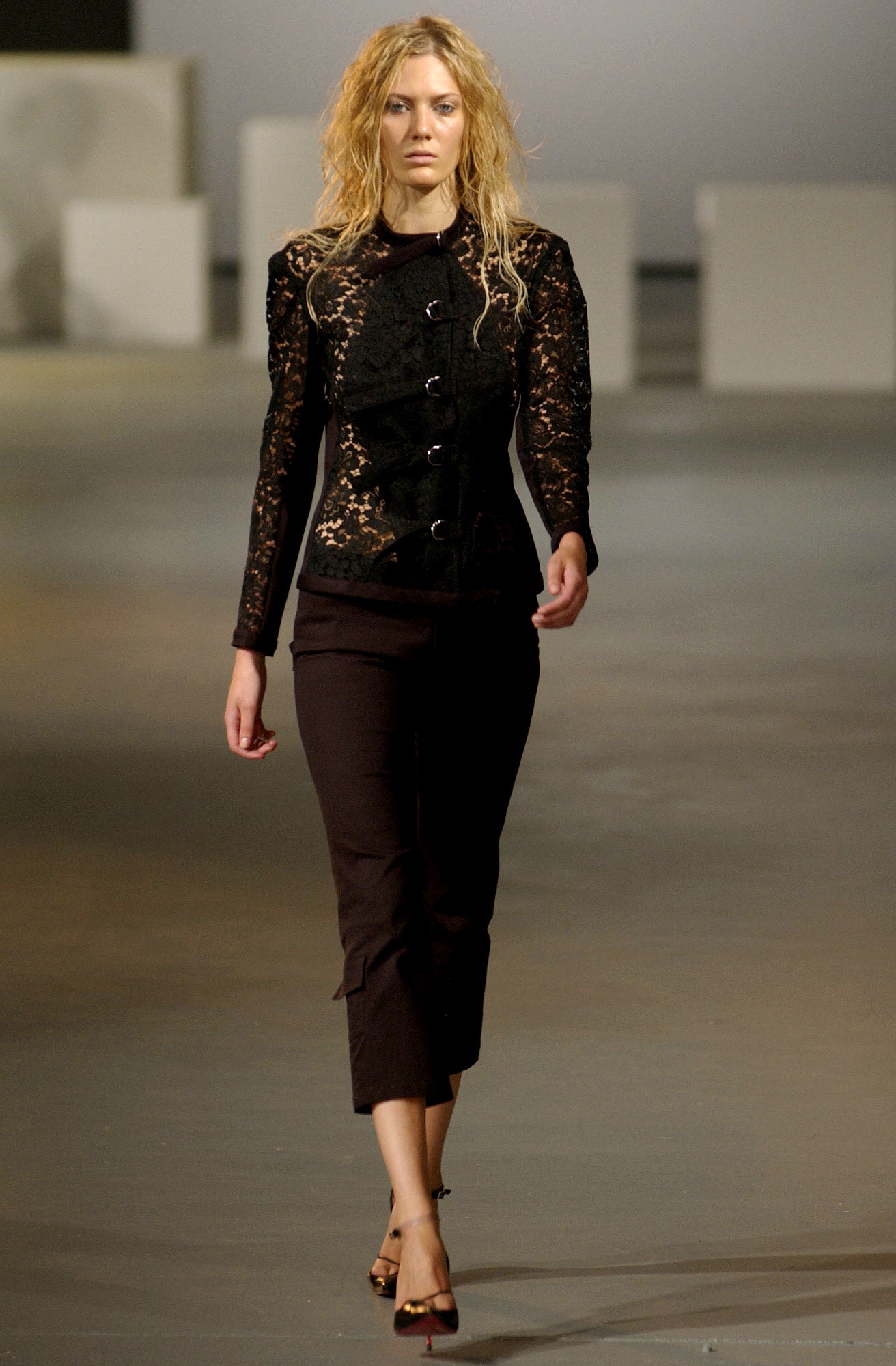 Roland Mouret S/S 03 Look 39
