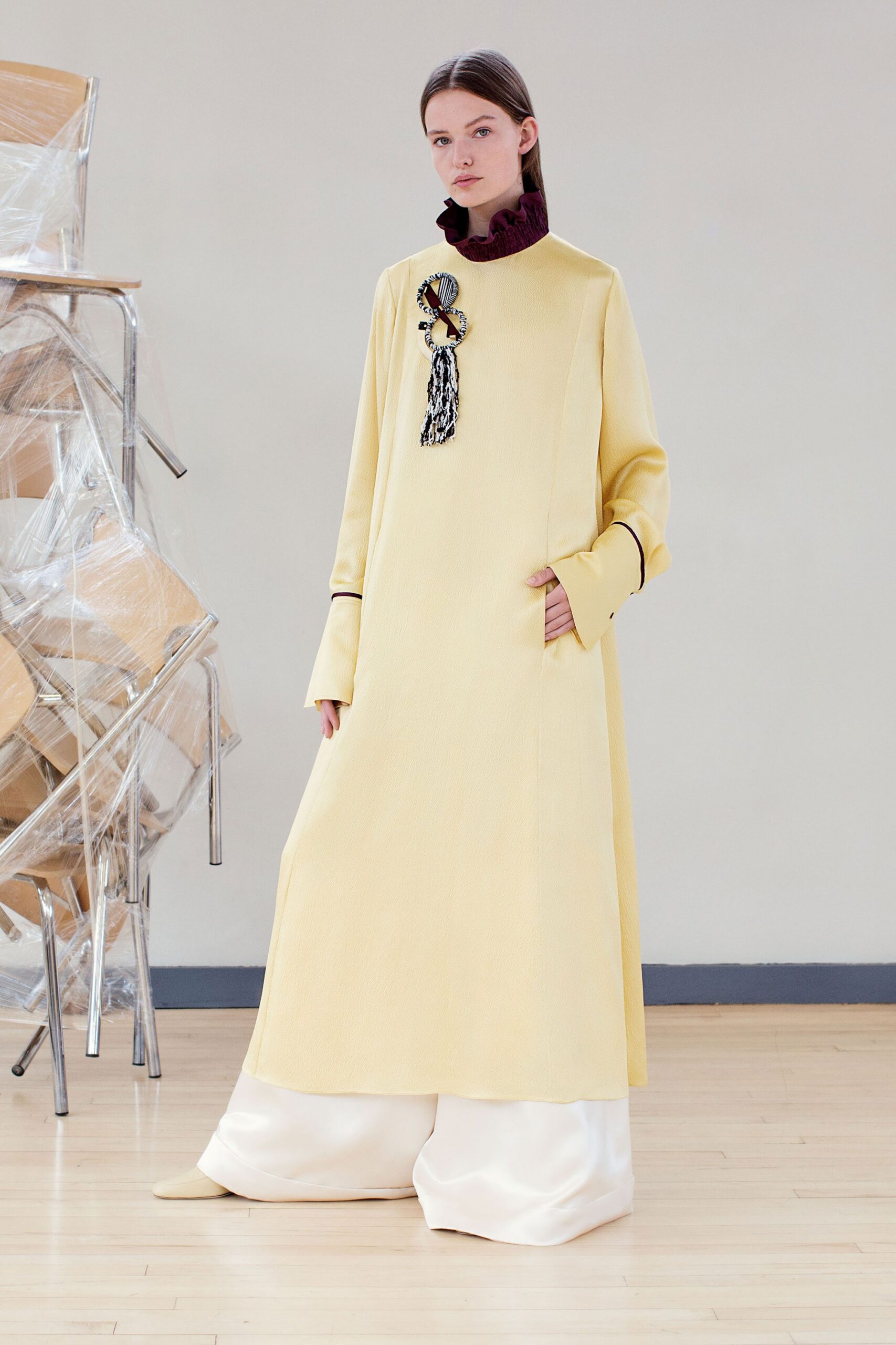 Roksanda Resort 18 Look 1