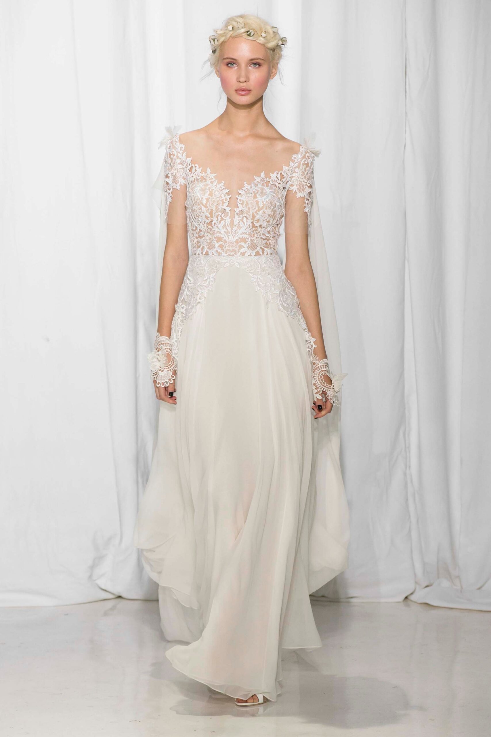 Reem Acra F/W 17 Bridal Look 1