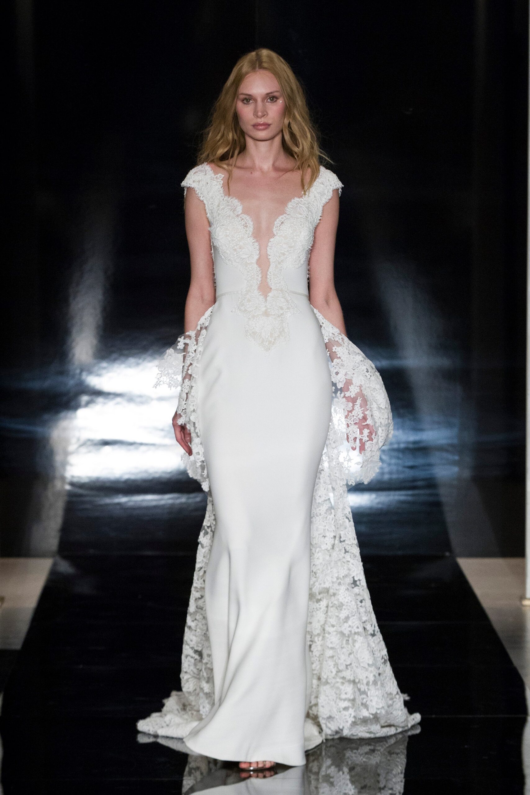 Reem Acra S/S 17 Bridal Look 2