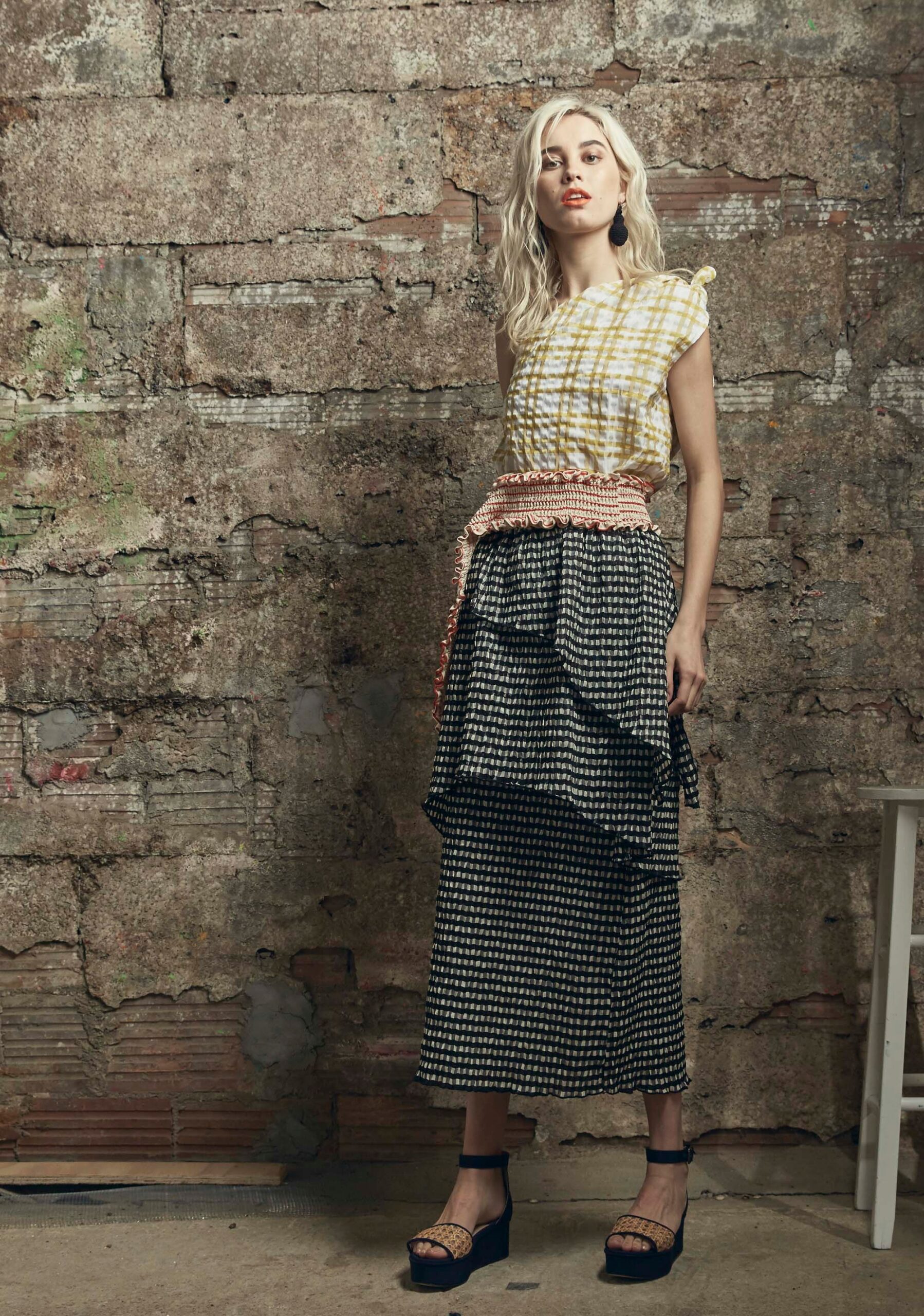 Rosie Assoulin Resort 17 Look 2
