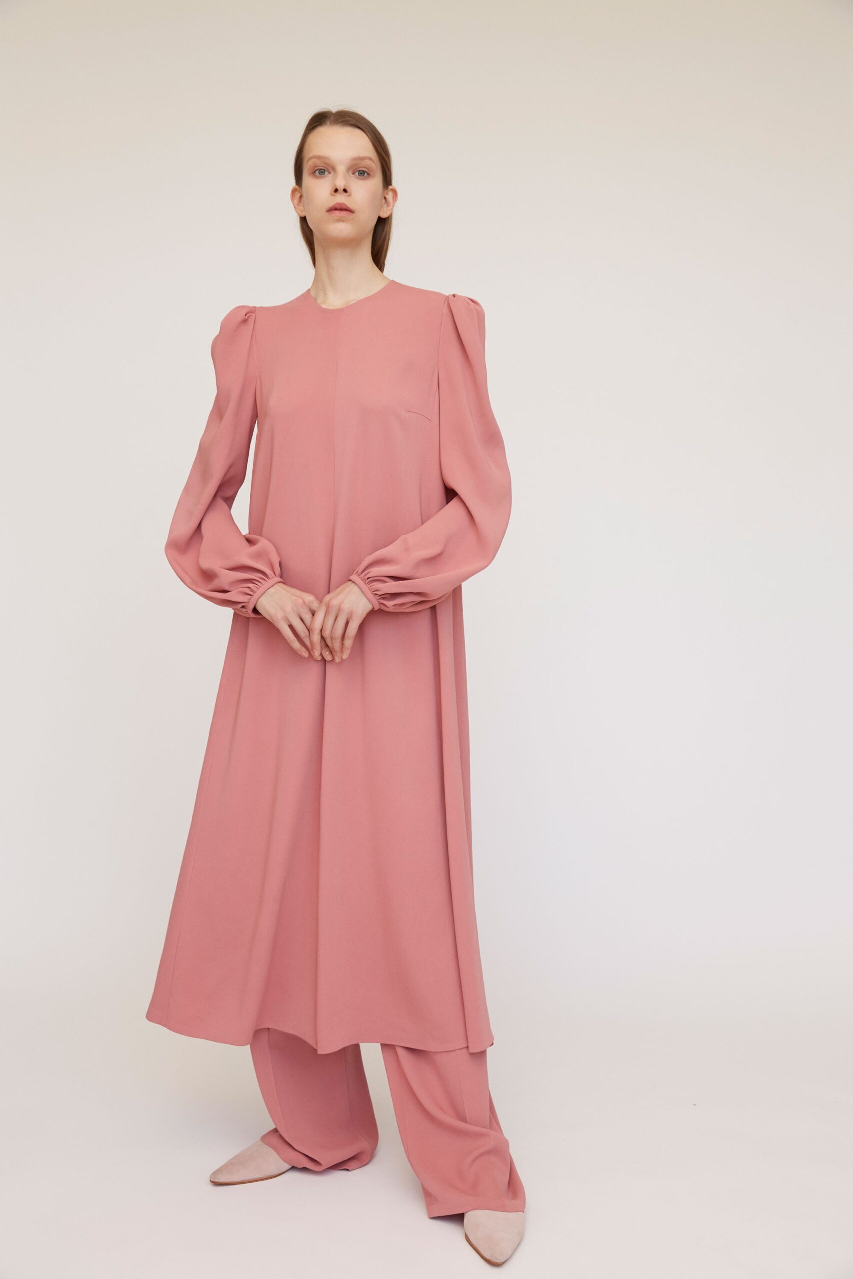 Ryan Roche Resort 18 Look 2
