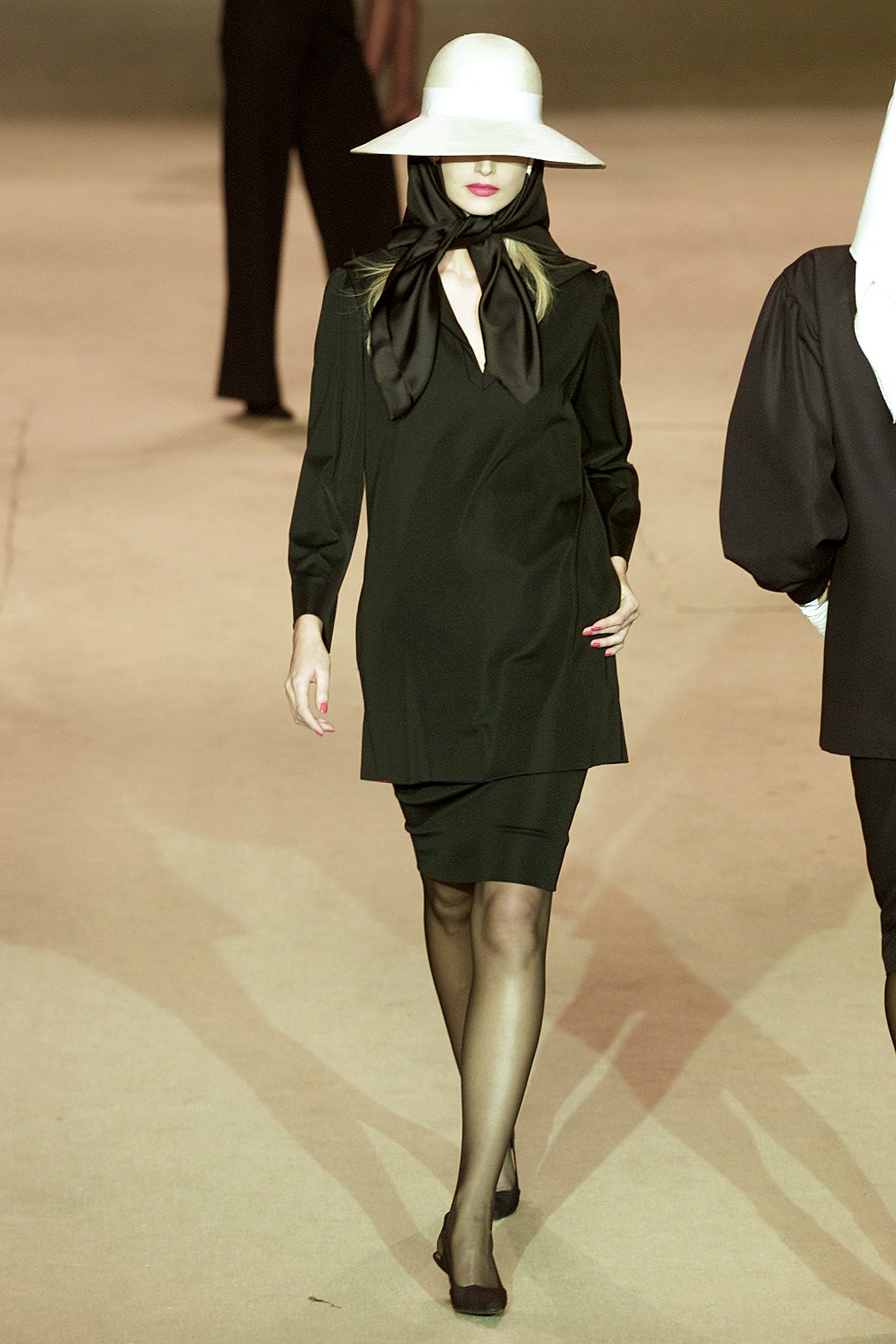Saint Laurent S/S 02 Couture Look 22
