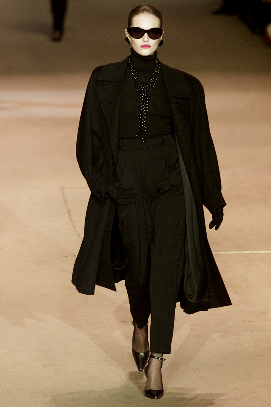 Saint Laurent S/S 02 Couture Look 24