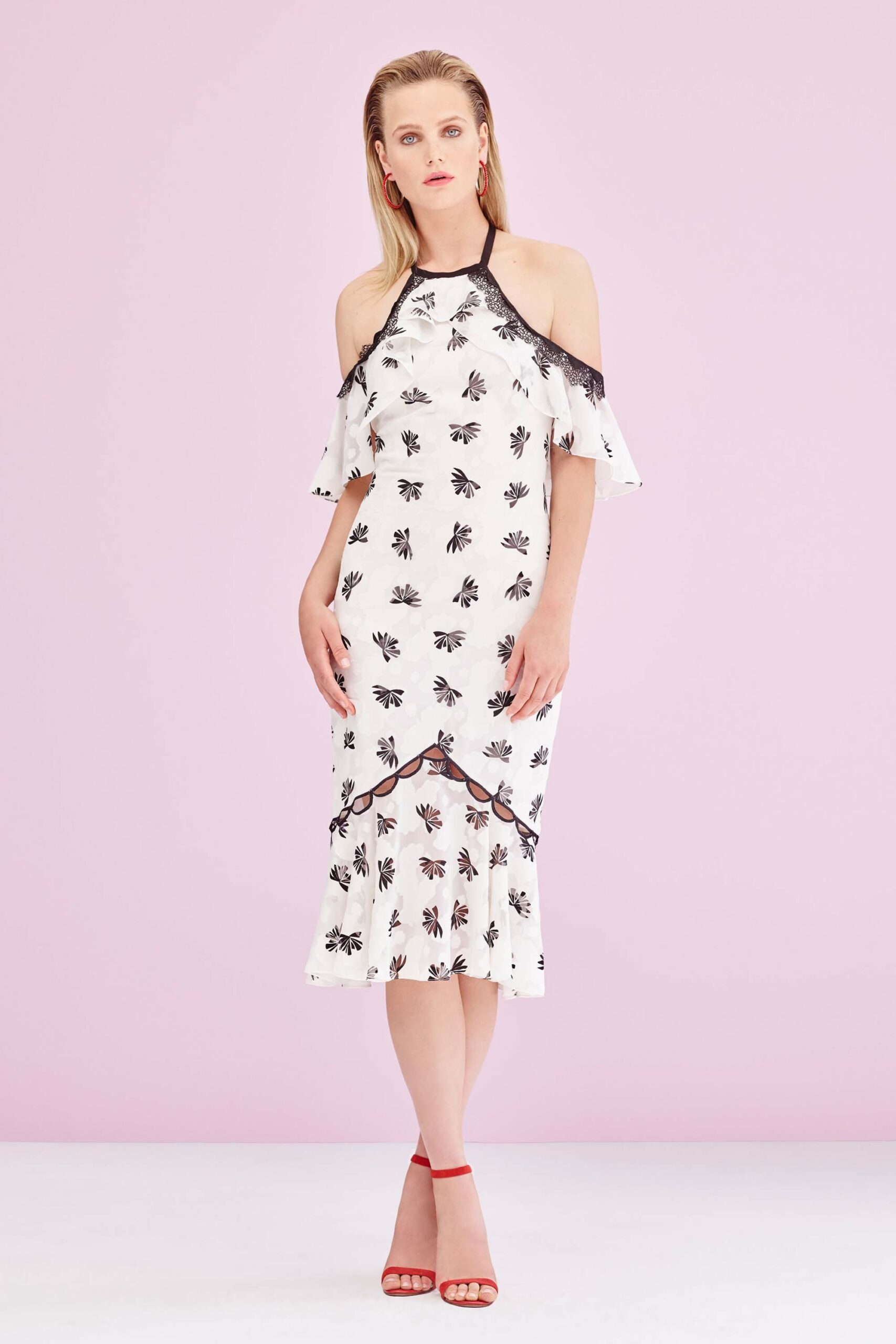 Sachin & Babi Resort 17 Look 3