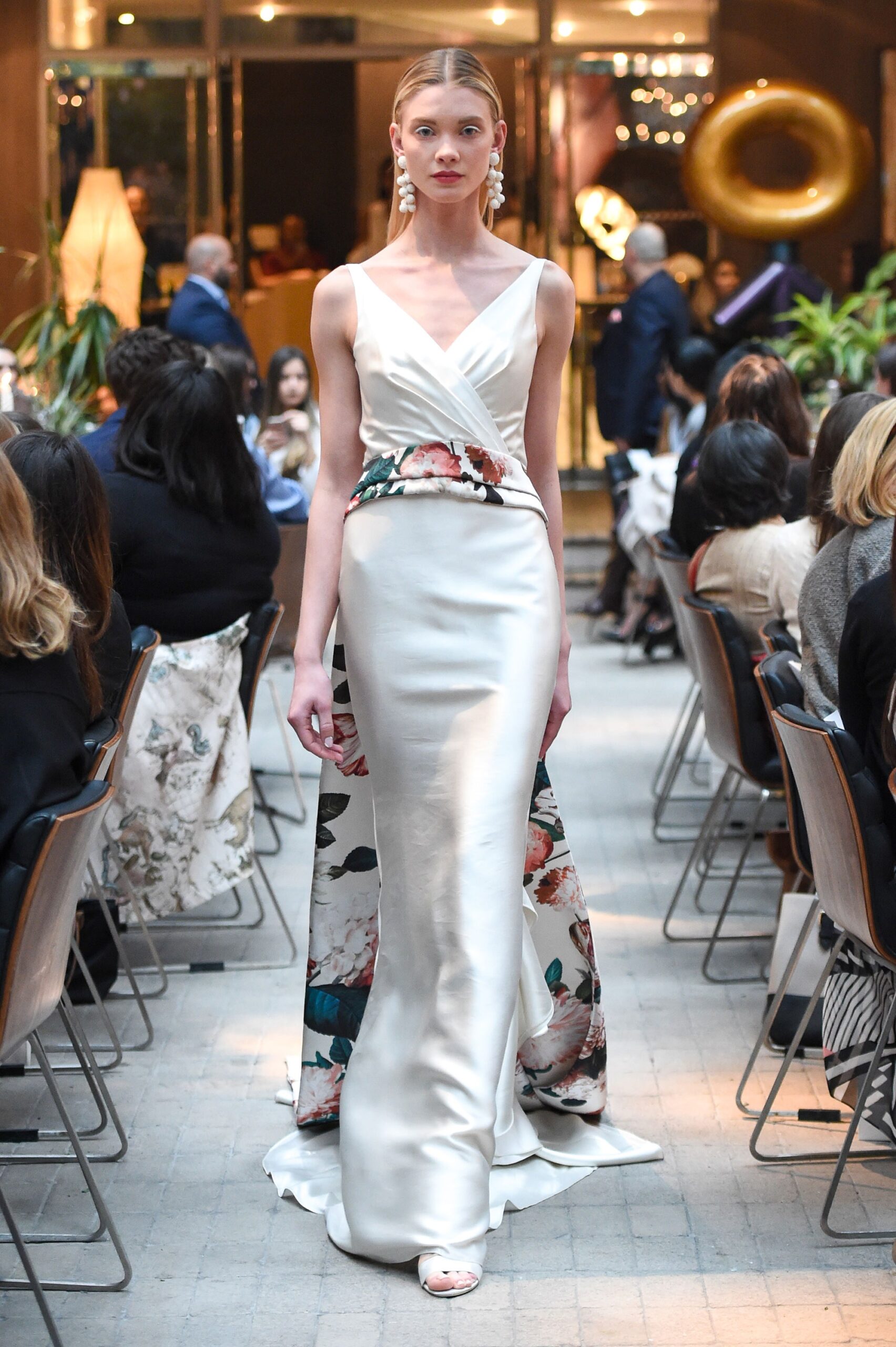 Sachin & Babi S/S 18 Bridal Look 3