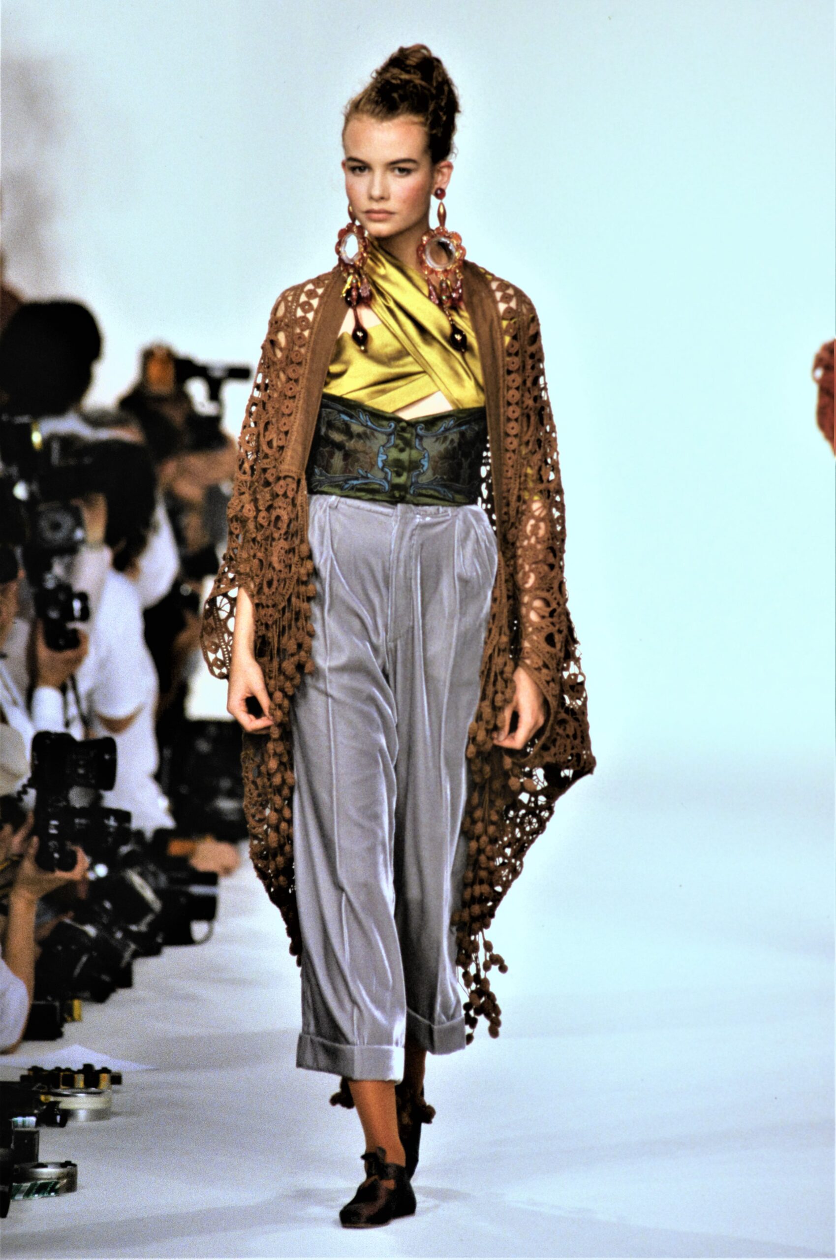 Romeo Gigli S/S 90 Look 30