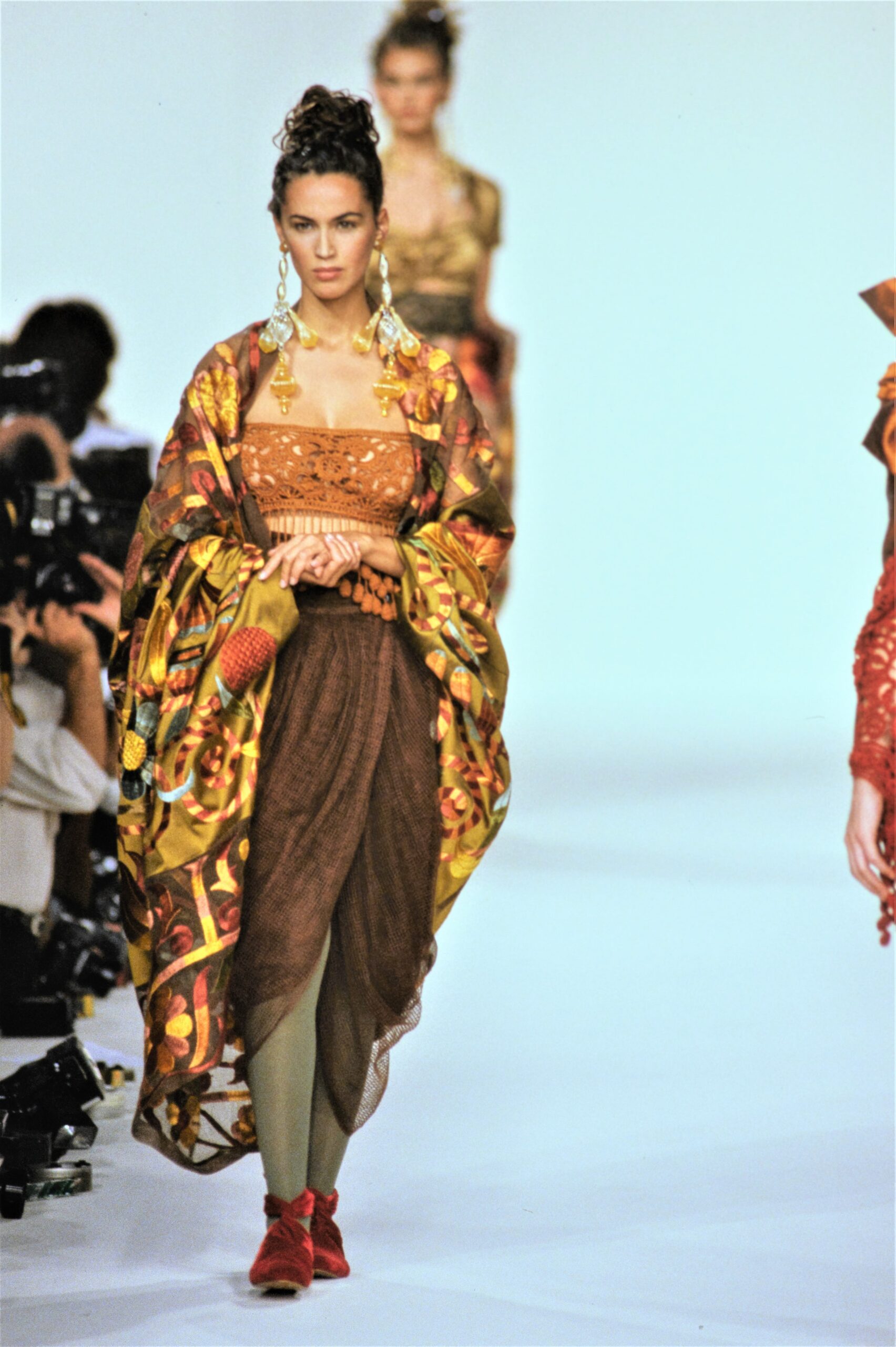Romeo Gigli S/S 90 Look 32