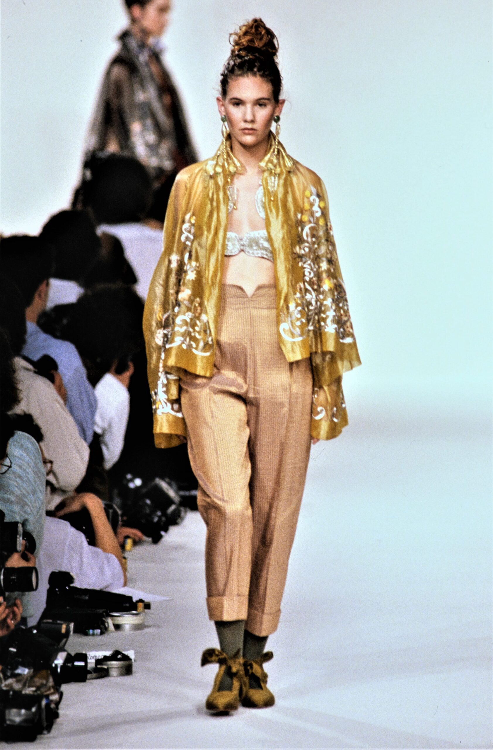 Romeo Gigli S/S 90 Look 38