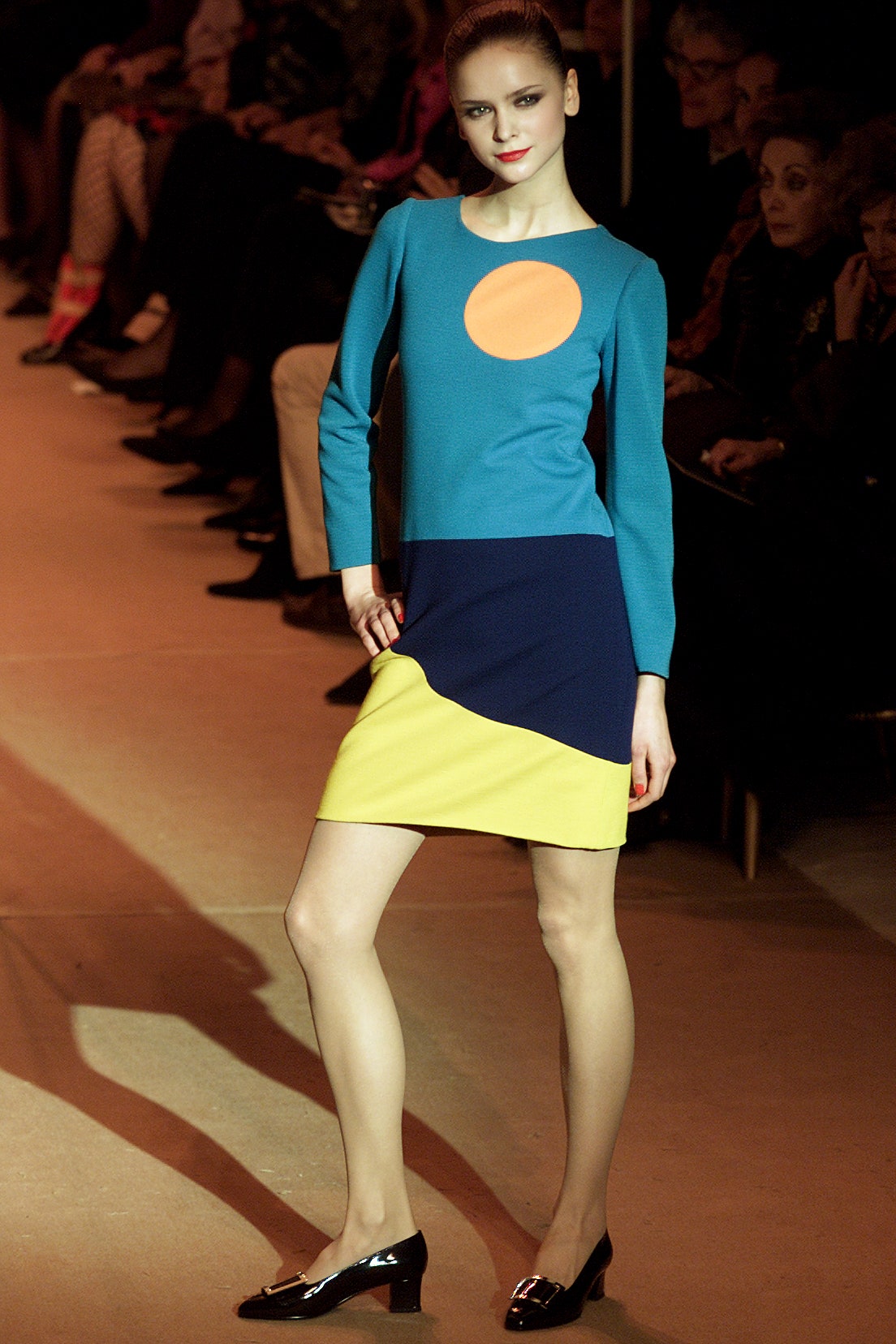 Saint Laurent S/S 02 Couture Look 39