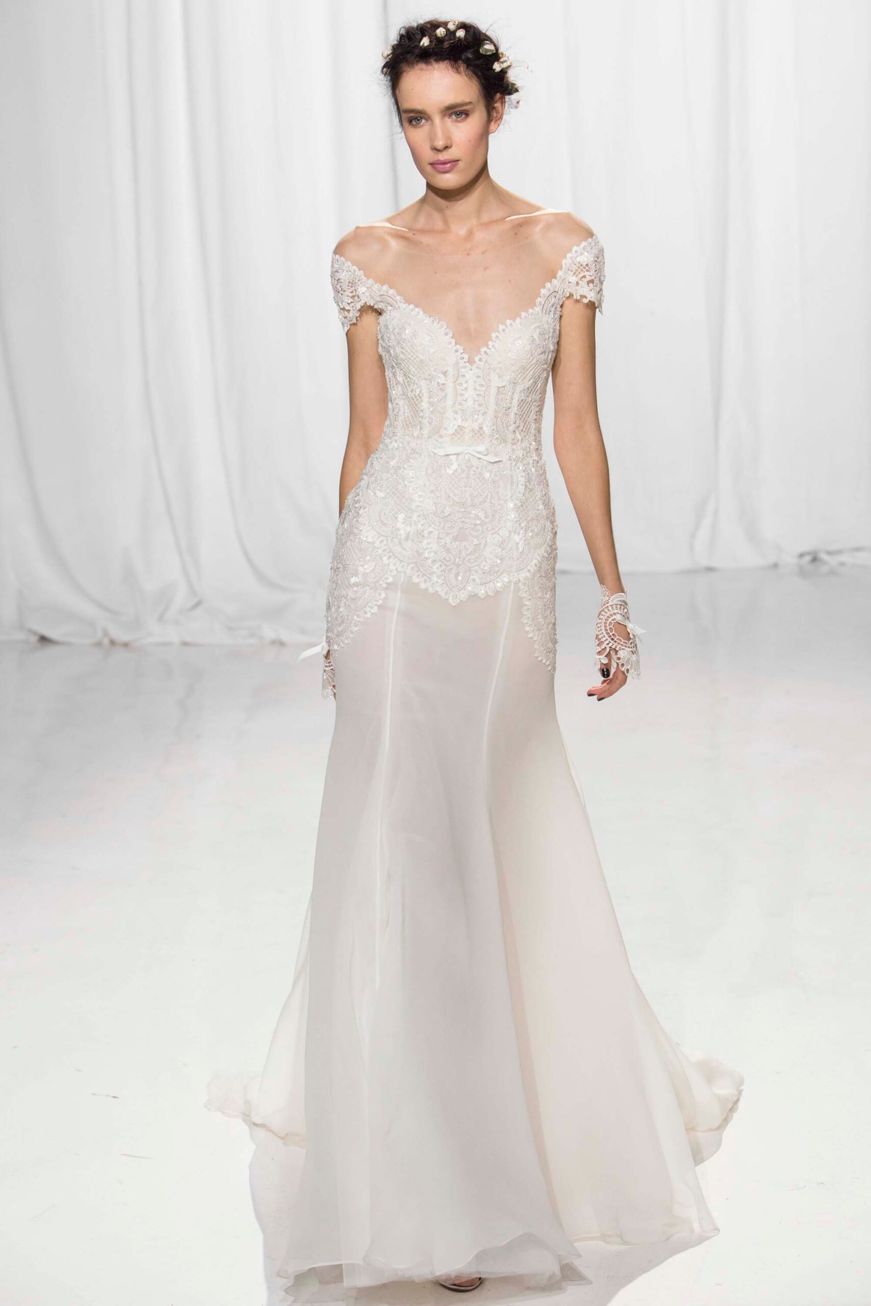 Reem Acra F/W 17 Bridal Look 4