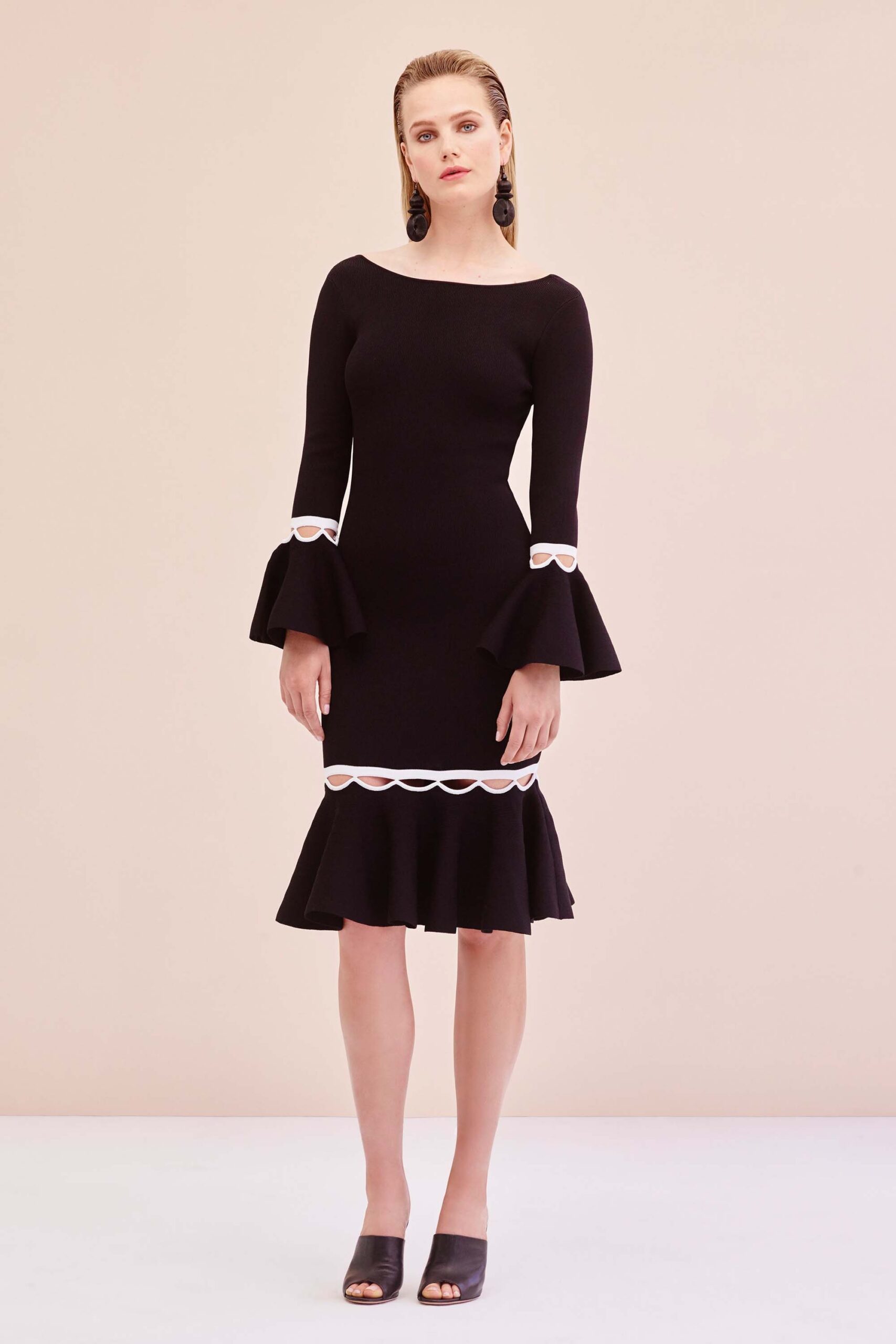 Sachin & Babi Resort 17 Look 4