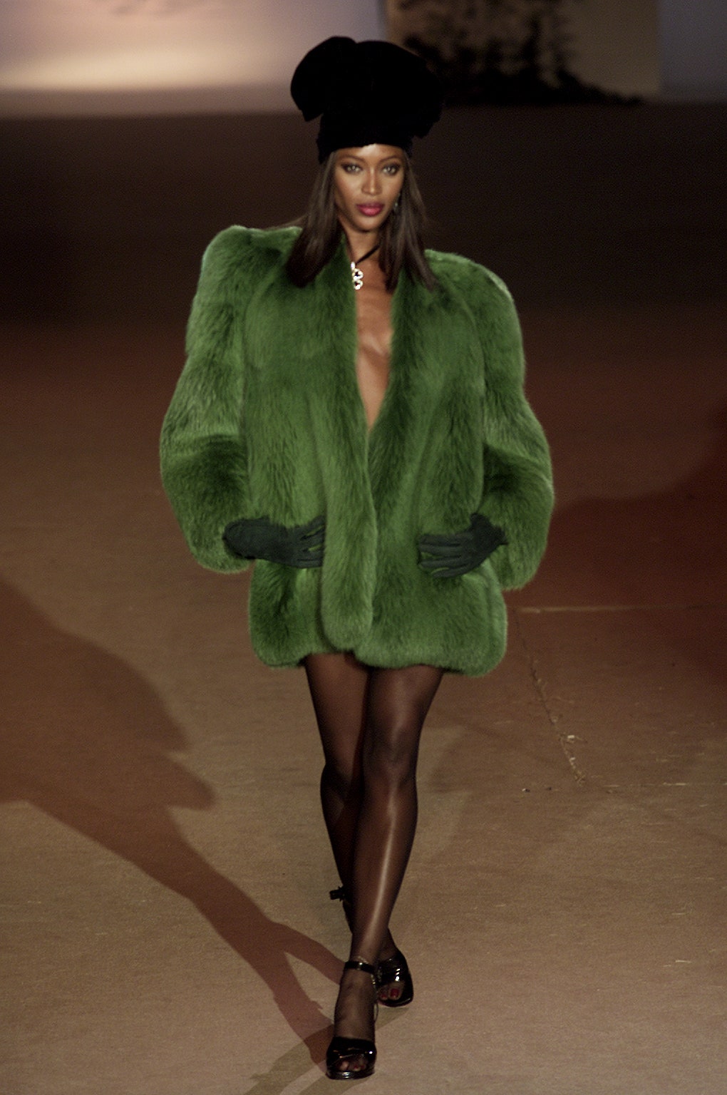 Saint Laurent S/S 02 Couture Look 55