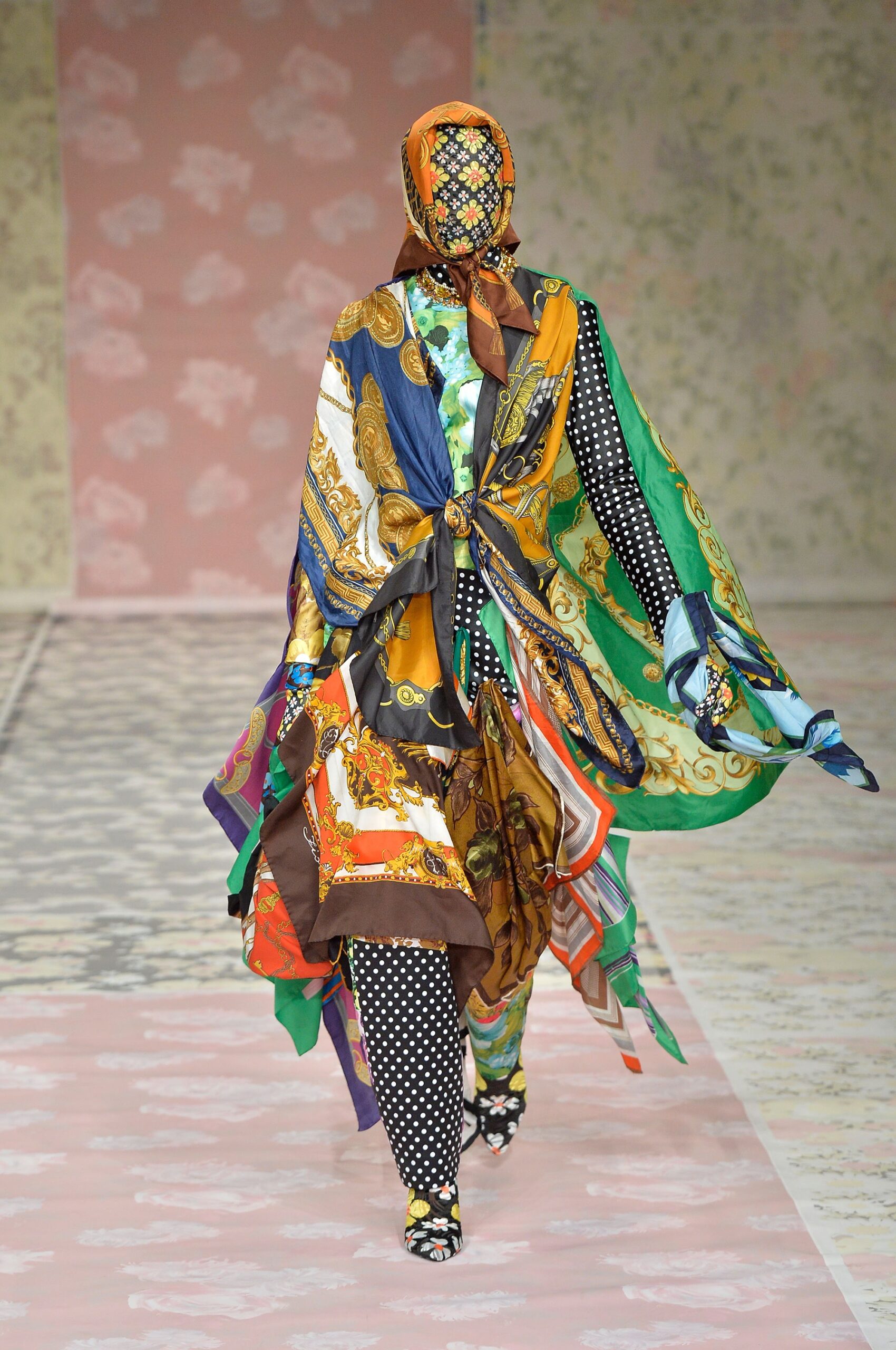 Richard Quinn F/W 18 Look 6
