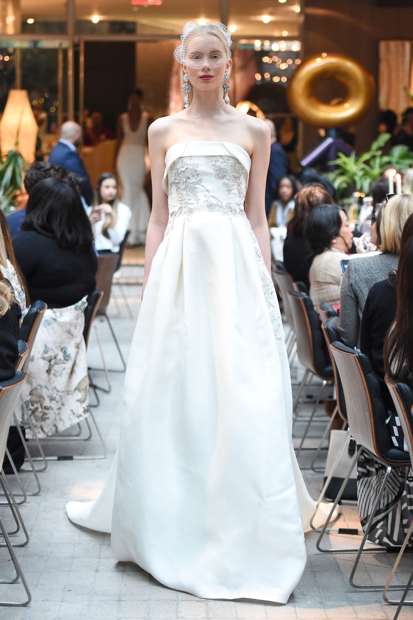 Sachin & Babi S/S 18 Bridal Look 6