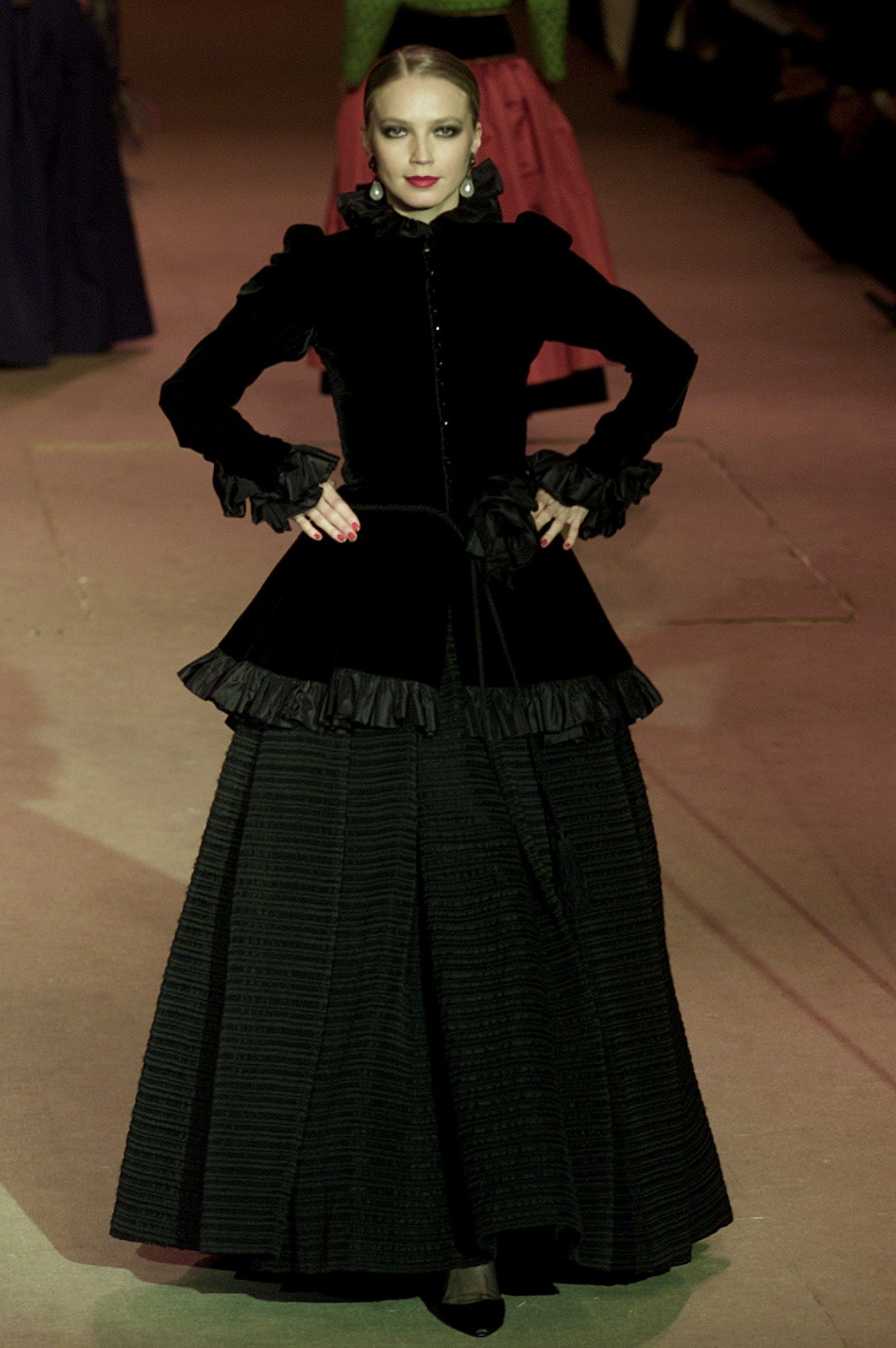 Saint Laurent S/S 02 Couture Look 77