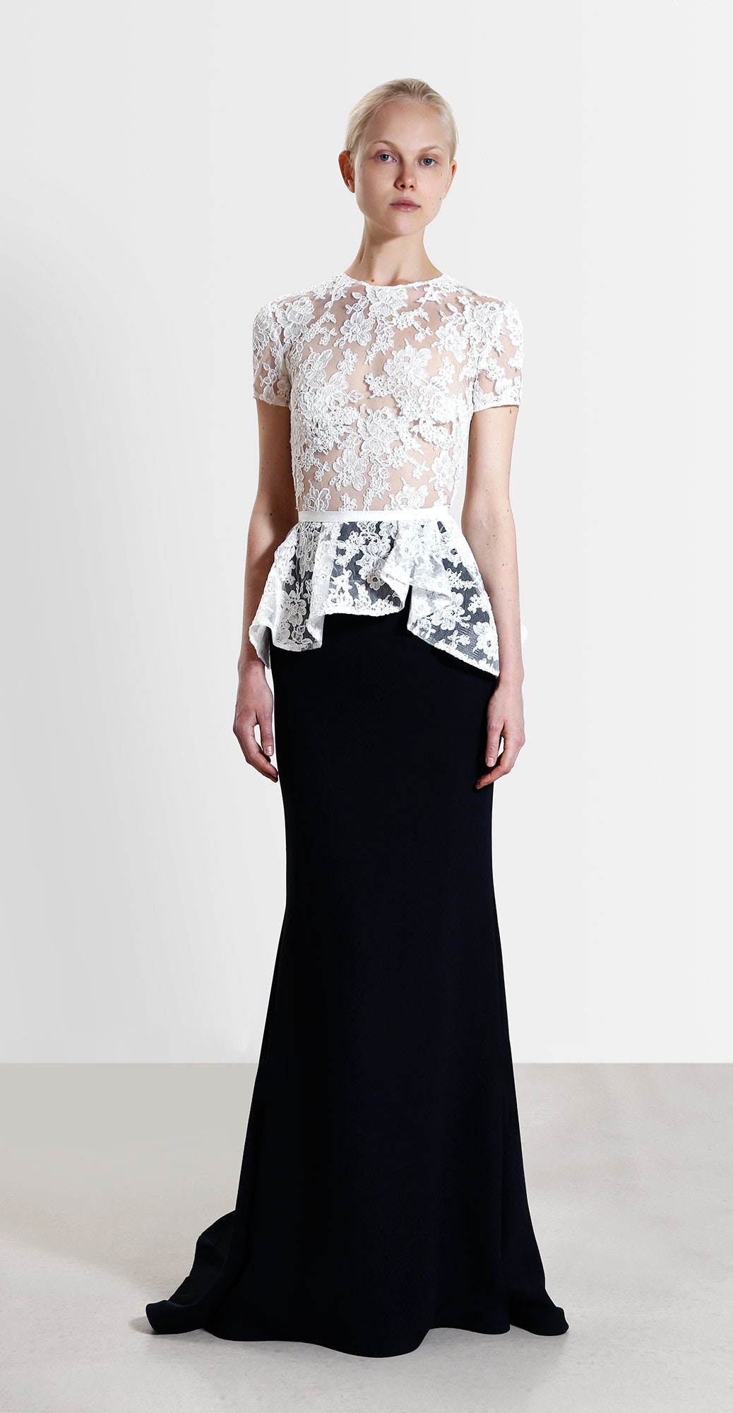 Reem Acra Resort 17 Look 8