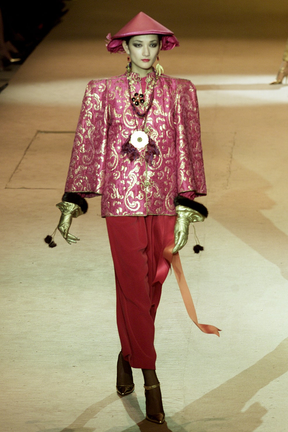 Saint Laurent S/S 02 Couture Look 84