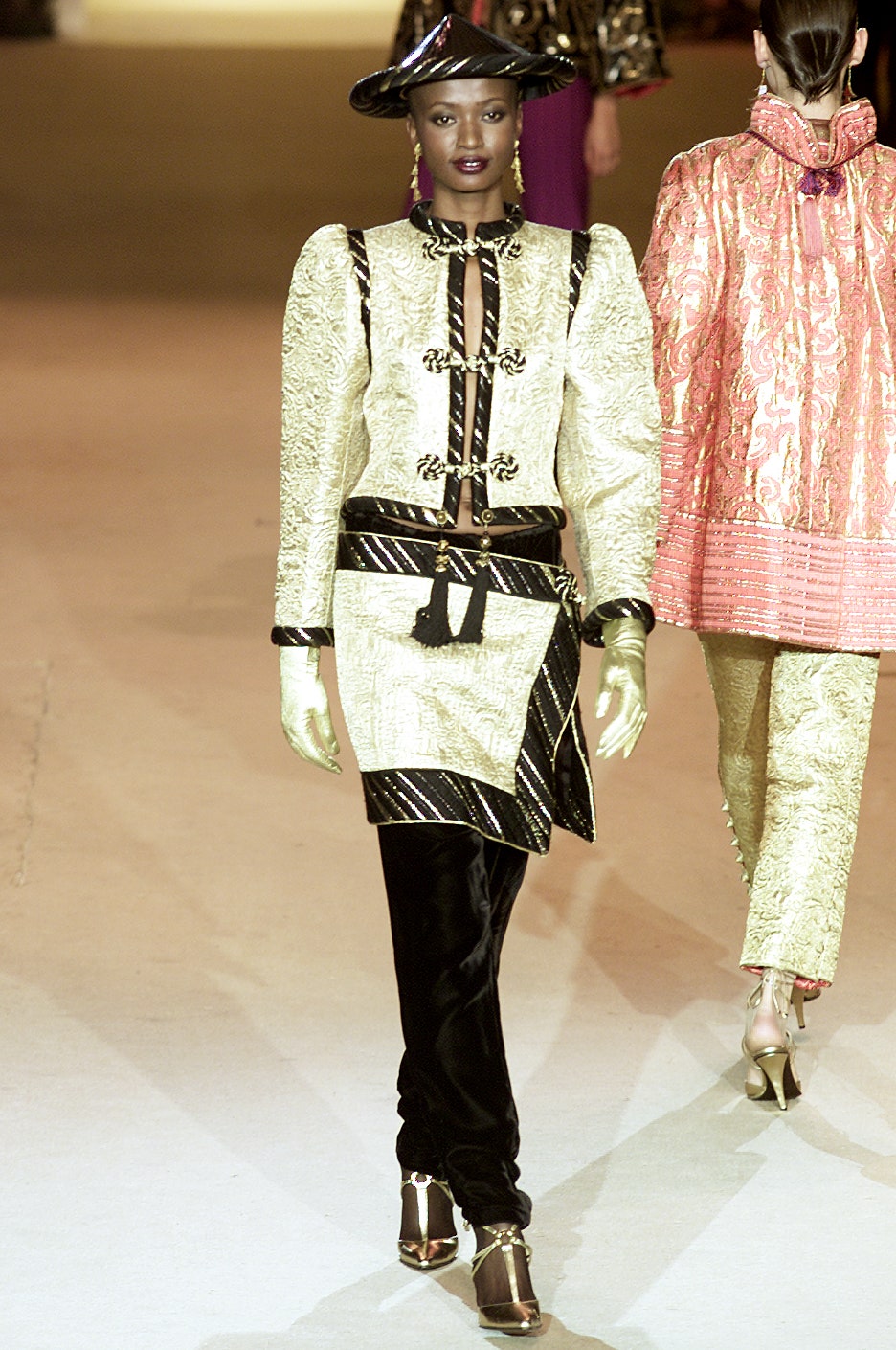 Saint Laurent S/S 02 Couture Look 86