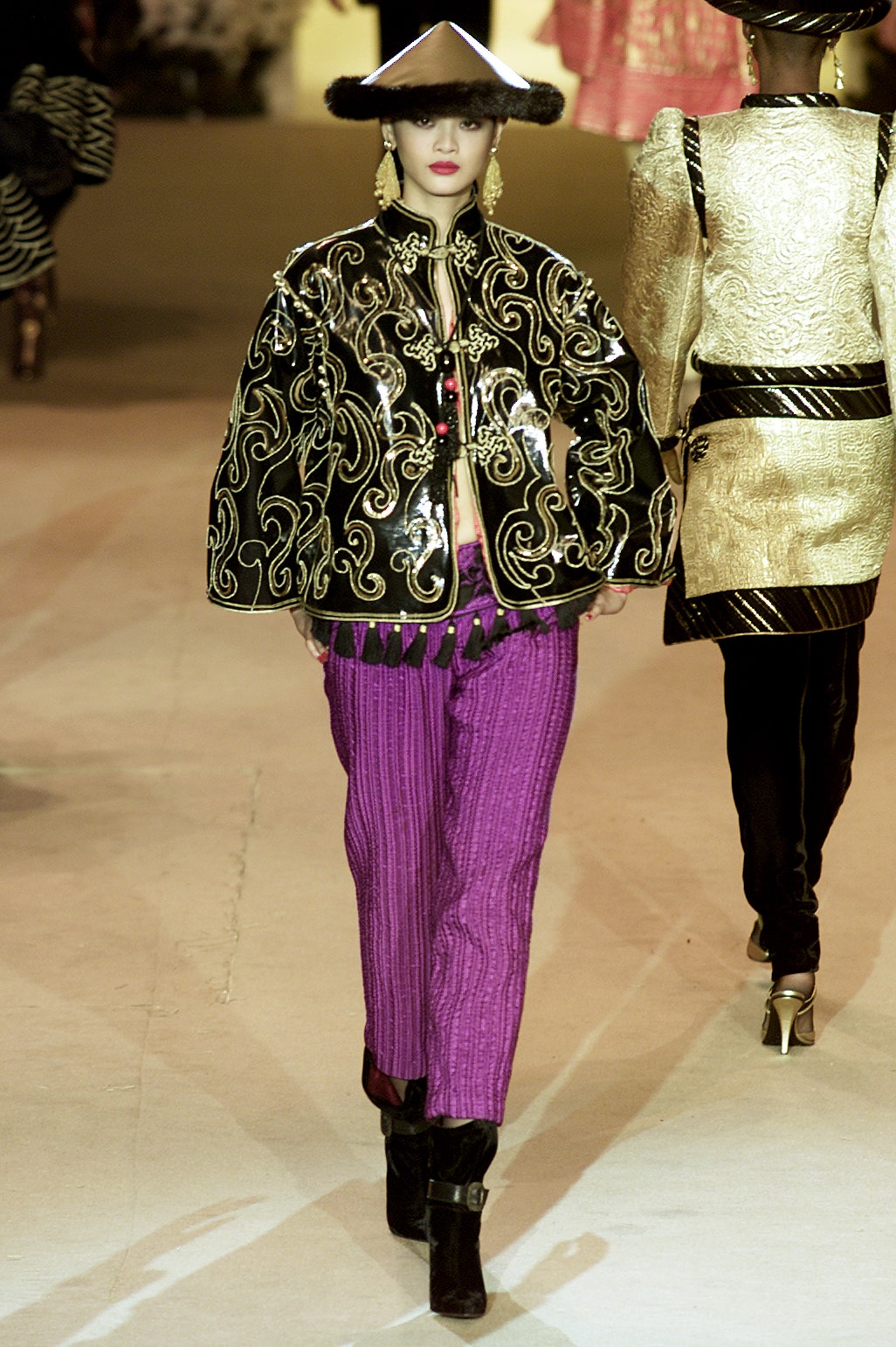 Saint Laurent S/S 02 Couture Look 87