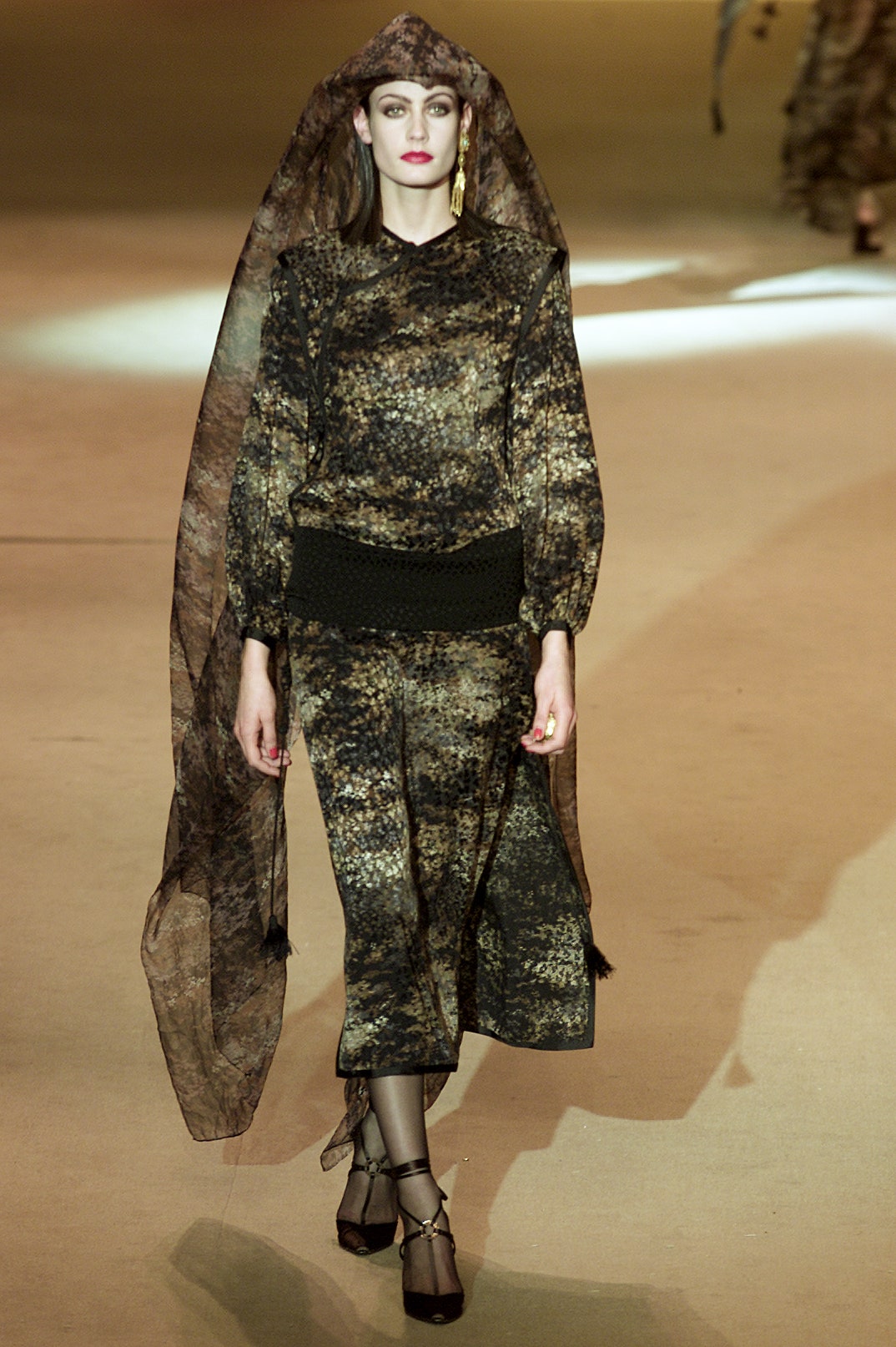Saint Laurent S/S 02 Couture Look 94