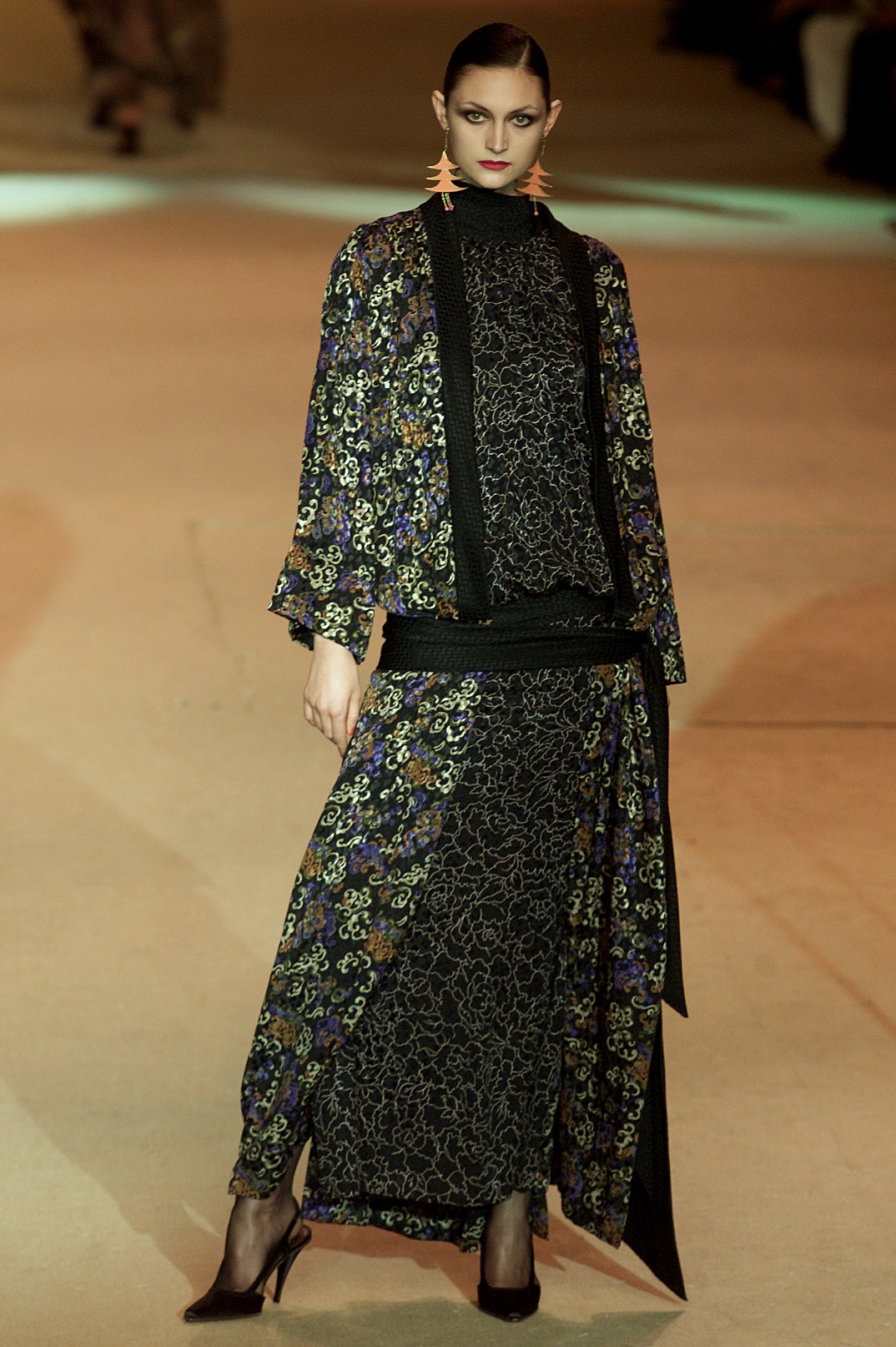 Saint Laurent S/S 02 Couture Look 95