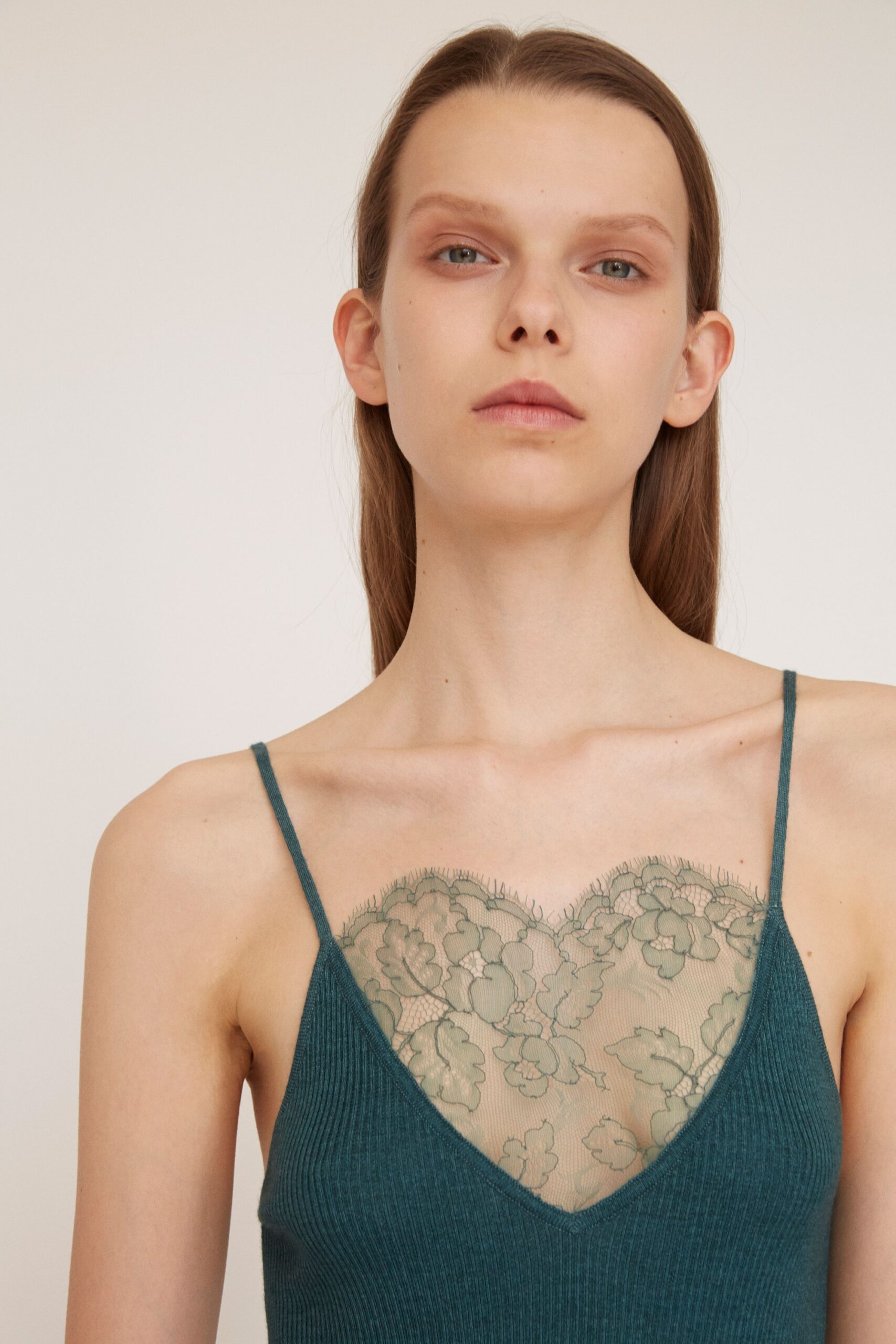 Ryan Roche Resort 18 Look 10