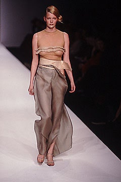 Robert Cary-Williams S/S 00 Look 4