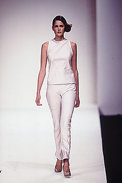 Robert Cary-Williams S/S 00 Look 19