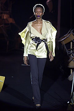 Roland Mouret F/W 01 Look 3