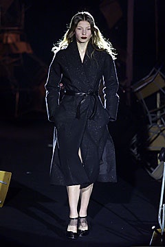 Roland Mouret F/W 01 Look 12