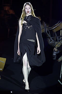 Roland Mouret F/W 01 Look 24