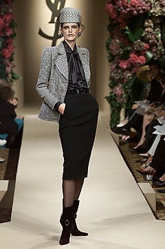 Saint Laurent F/W 01 Couture Look 10