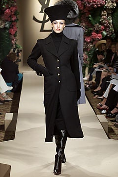 Saint Laurent F/W 01 Couture Look 19