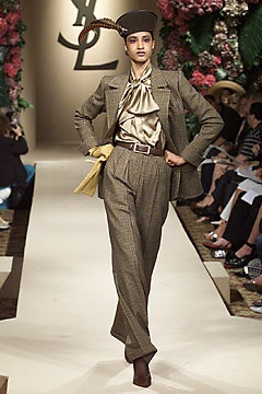 Saint Laurent F/W 01 Couture Look 21