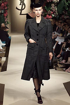 Saint Laurent F/W 01 Couture Look 27