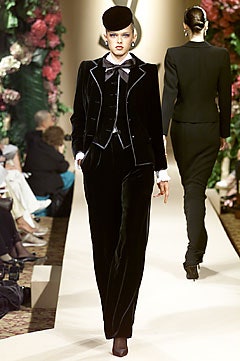 Saint Laurent F/W 01 Couture Look 39