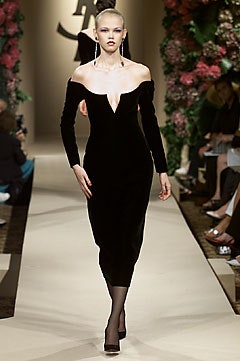 Saint Laurent F/W 01 Couture Look 41
