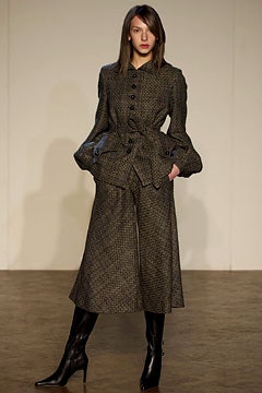 Roland Mouret F/W 02 Look 22