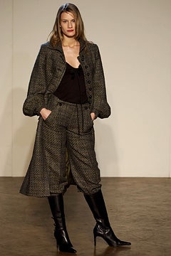 Roland Mouret F/W 02 Look 24