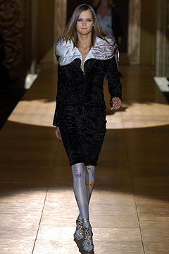 Roberto Cavalli F/W 02 Look 1