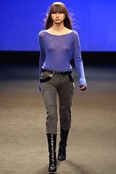 Roland Mouret F/W 03 Look 21
