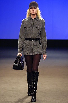Roland Mouret F/W 03 Look 23